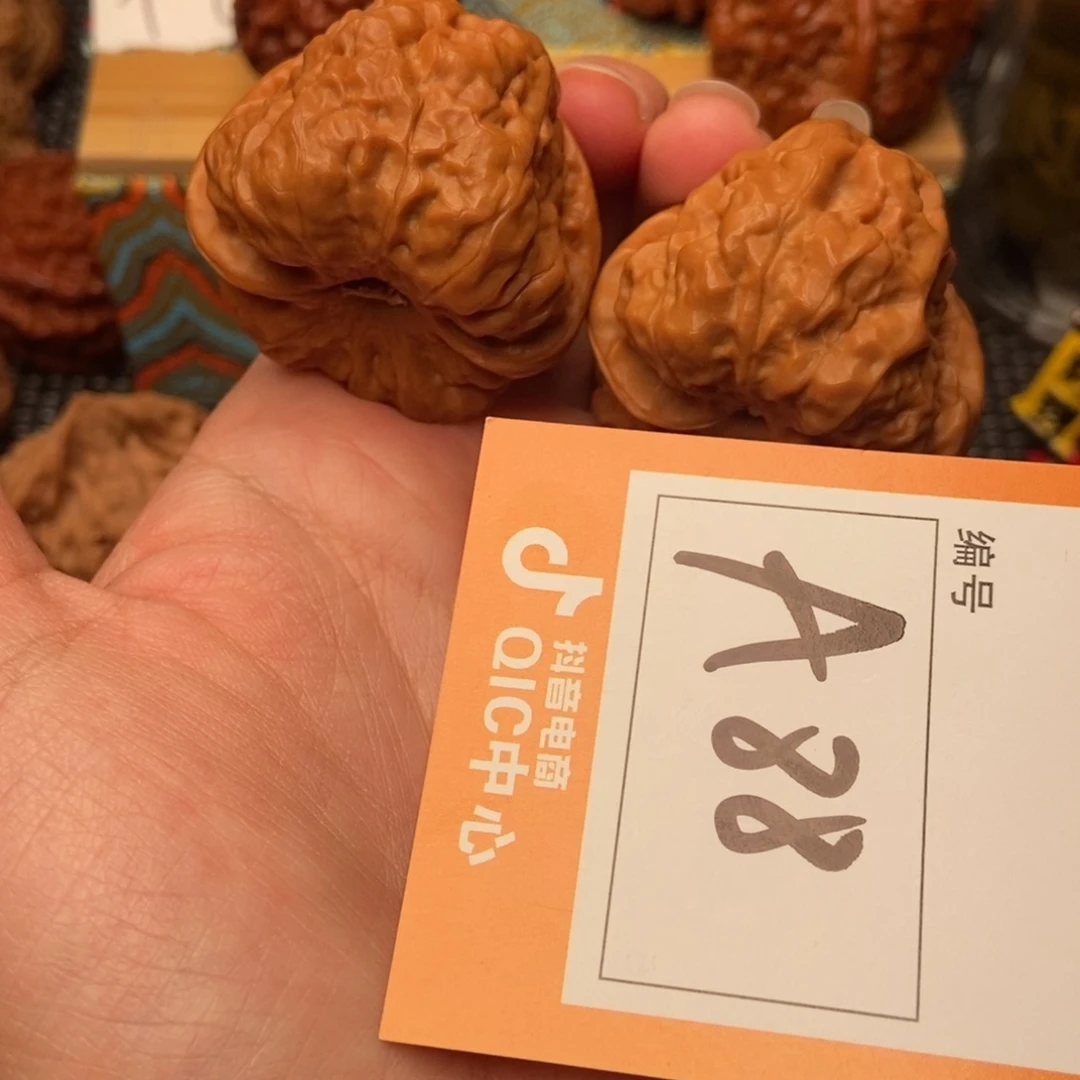 吊坠文玩核桃嘎达蛤蟆