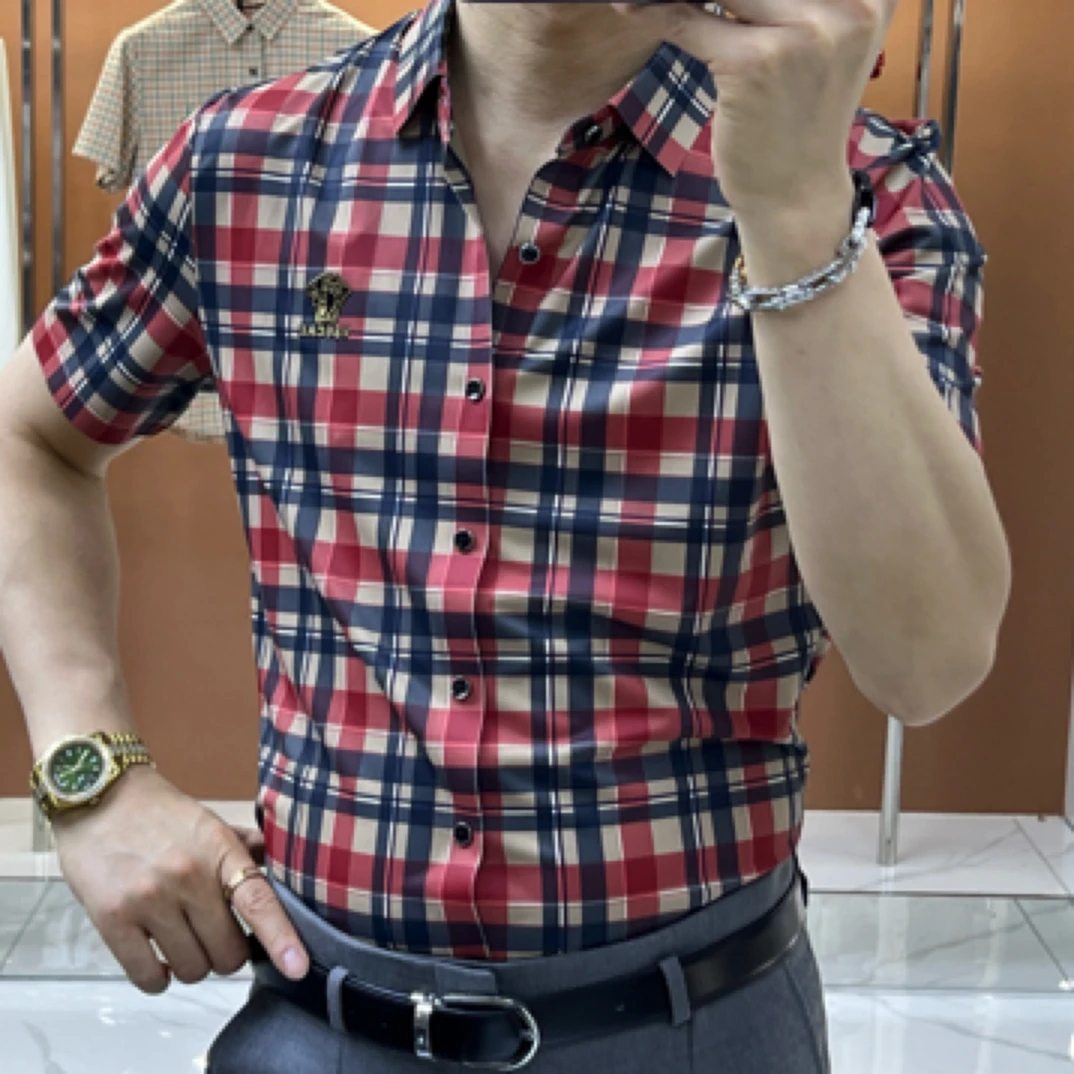 男士时尚潮流经典格纹翻领夏季休闲修身衬衣短袖衬衫舒适透气百搭