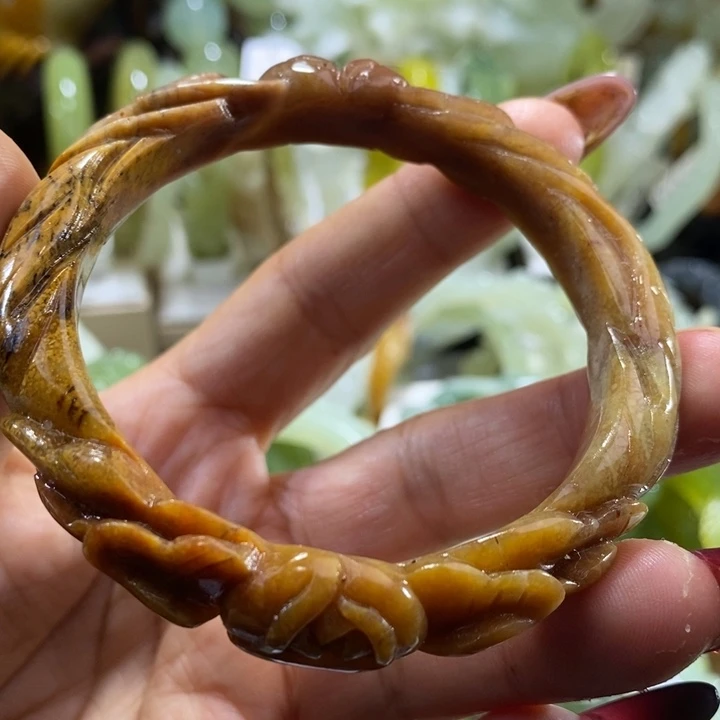 岫玉未镶嵌岫玉手镯55.56