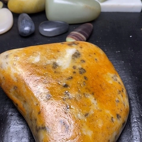 和田玉未镶嵌摆件