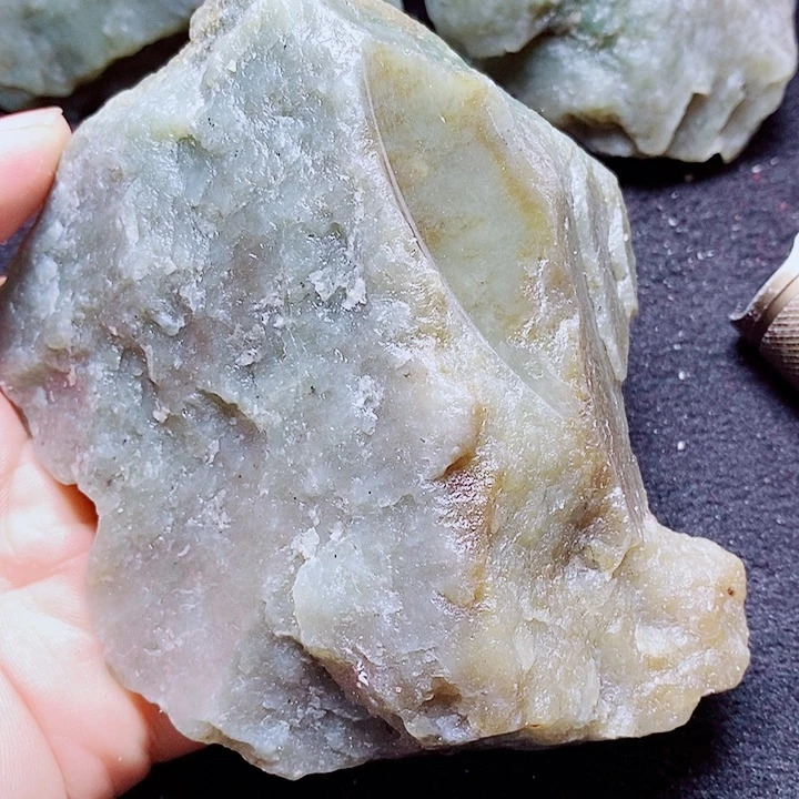未镶嵌和田玉（糖玉）珠宝半成品