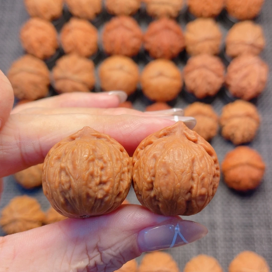 文玩核桃把件水滴磨盘