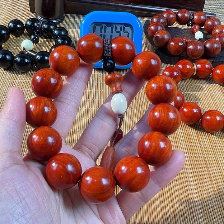 宸***哥木小叶紫檀手工艺