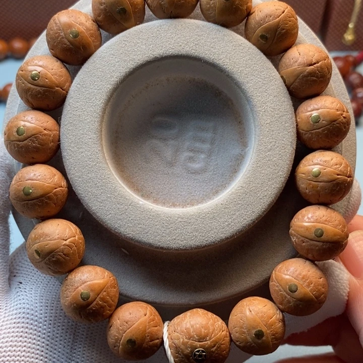 凤眼菩提手串15mm铜钉手串