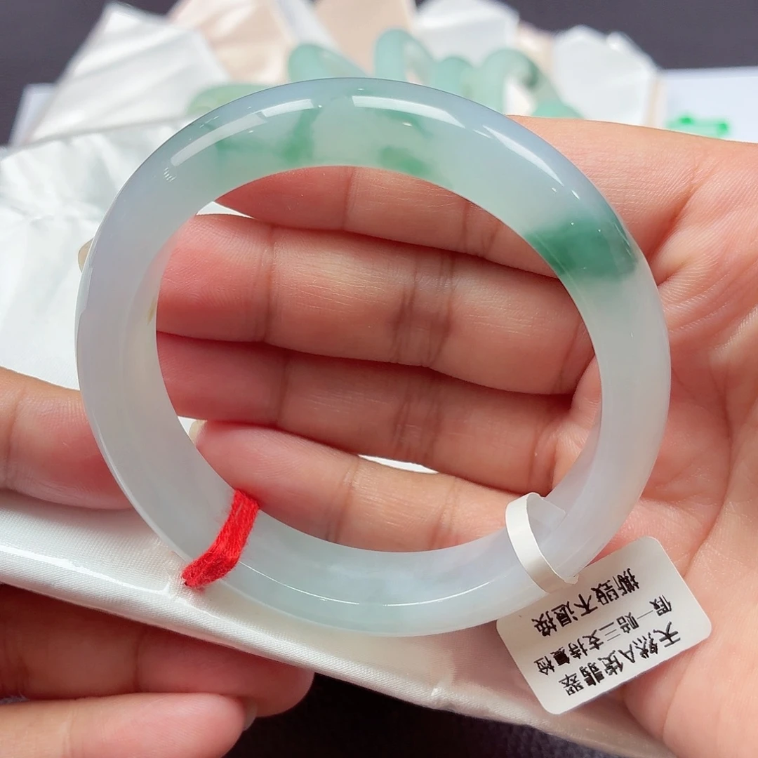 苍***虞未镶嵌手镯翡翠天然缅甸A货翡翠