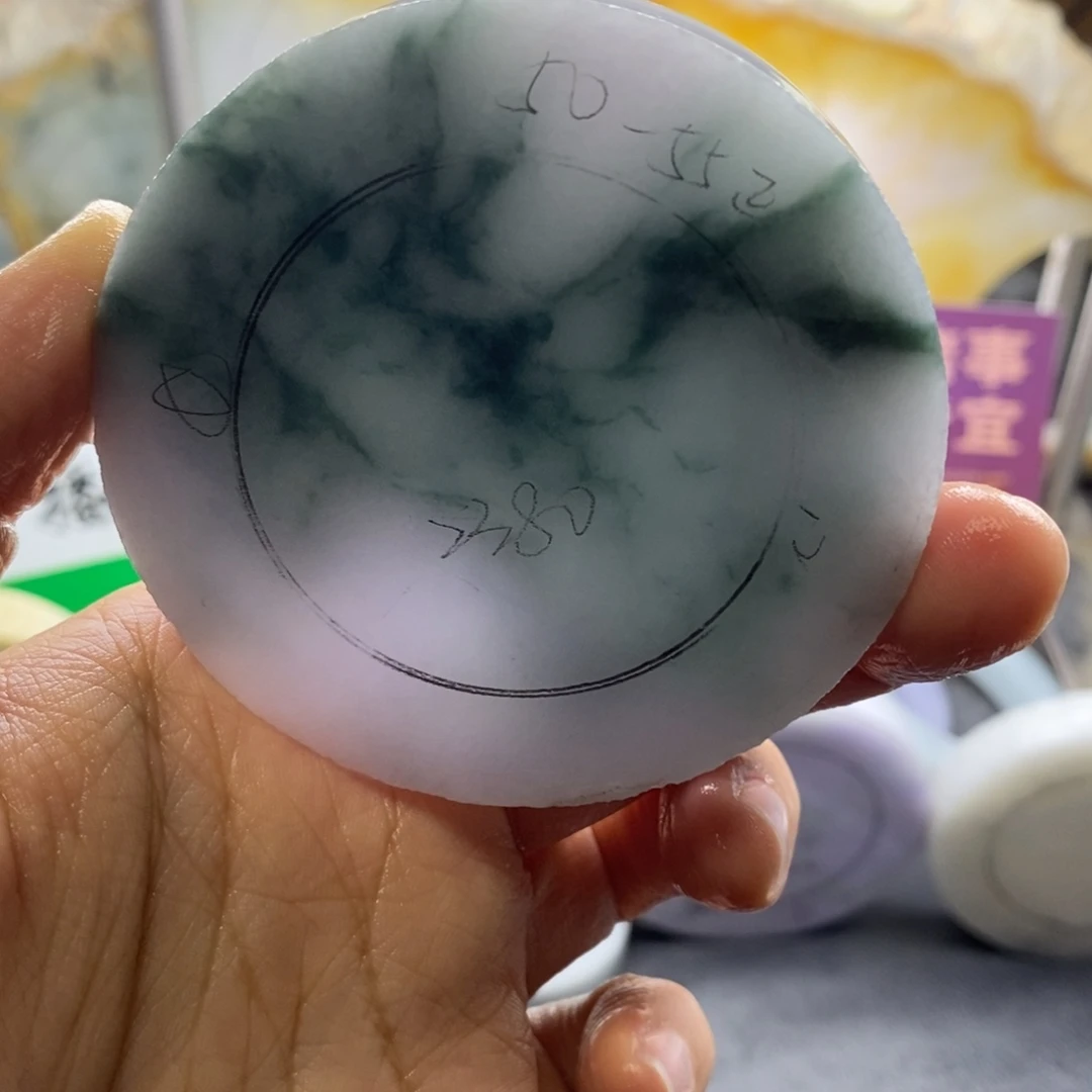 定制翡翠未镶嵌翡翠手镯