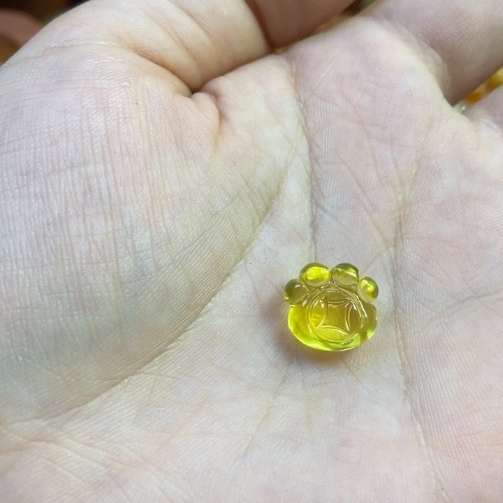 琥珀未镶嵌珠宝奇石猫爪