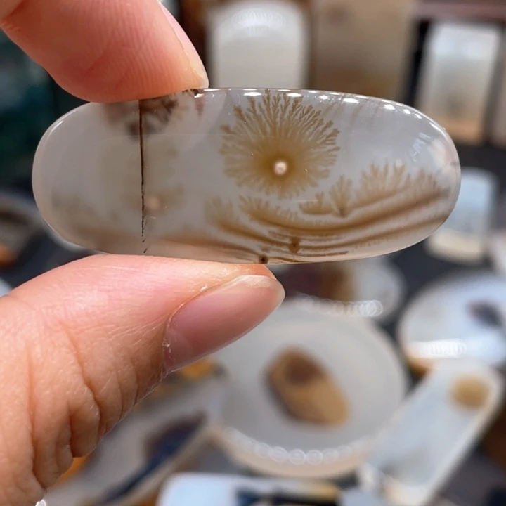 玛瑙/玉髓合金颈饰
