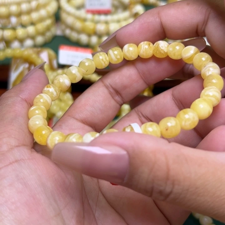 蜜蜡未镶嵌珠宝奇石