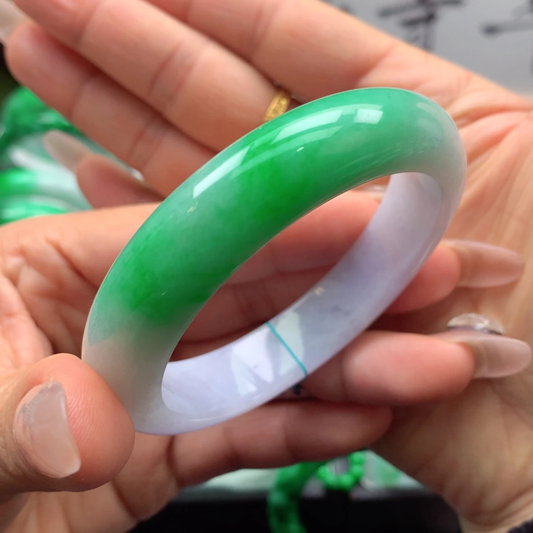 未镶嵌手镯翡翠缅甸