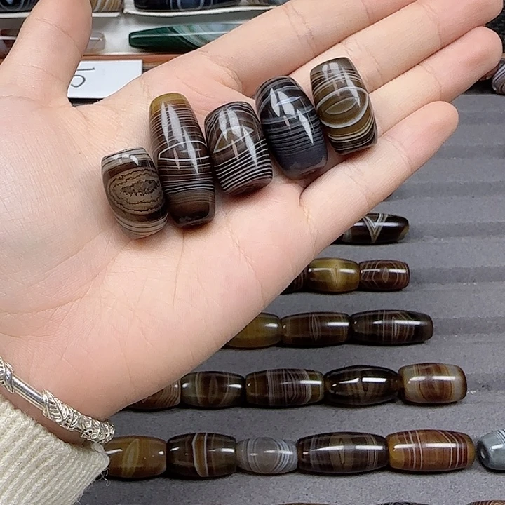 宝****玛瑙/玉髓合金珠宝半成品