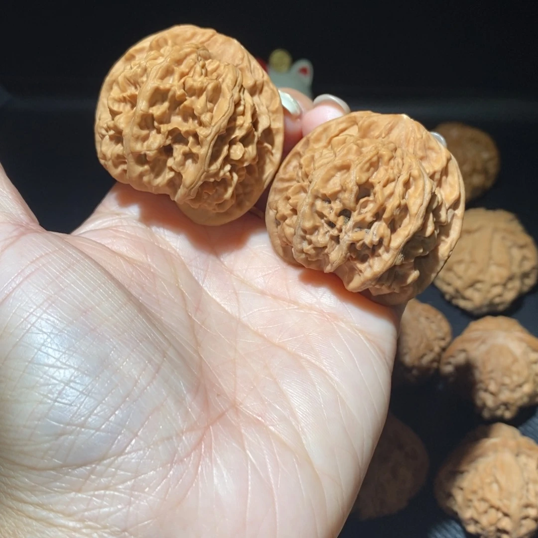 文玩核桃把件天地