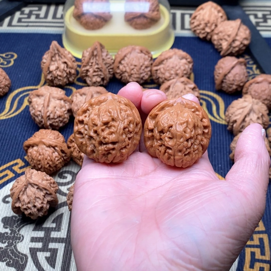 手串/手链橄榄核金字塔36