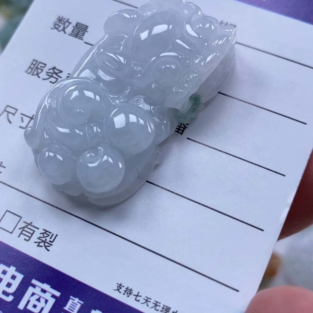 翡翠未镶嵌颈饰多人霸王貔貅吊坠