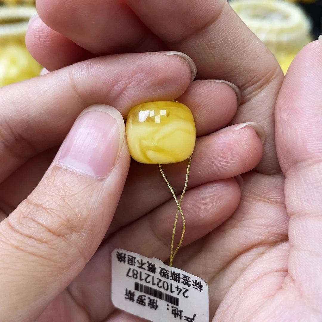 蜜蜡未镶嵌珠宝奇石聚宝盆妖花14mm微瑕