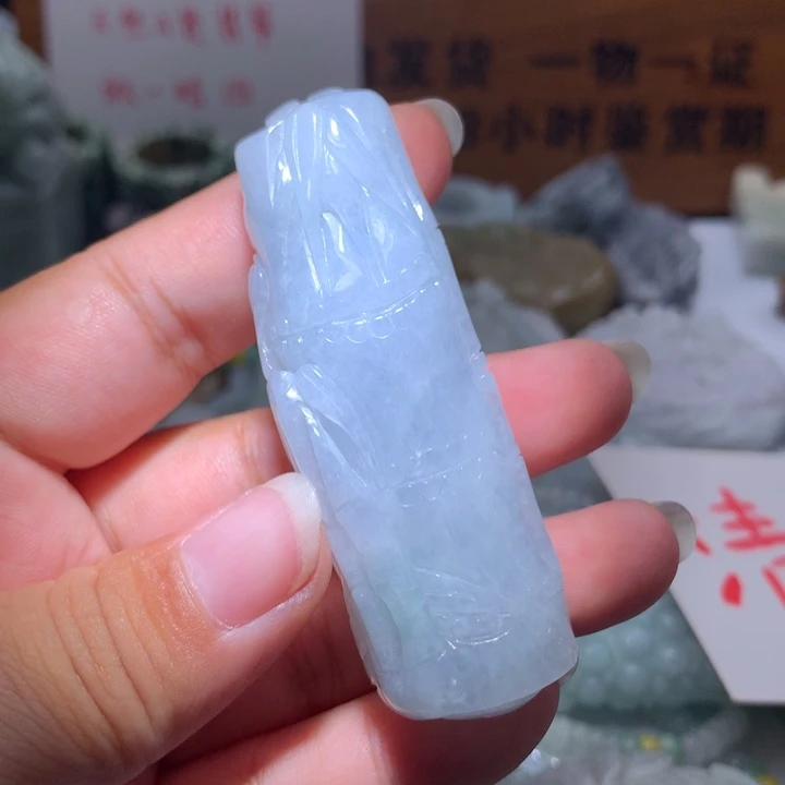 翡翠未镶嵌颈饰保真天然A货翡翠
