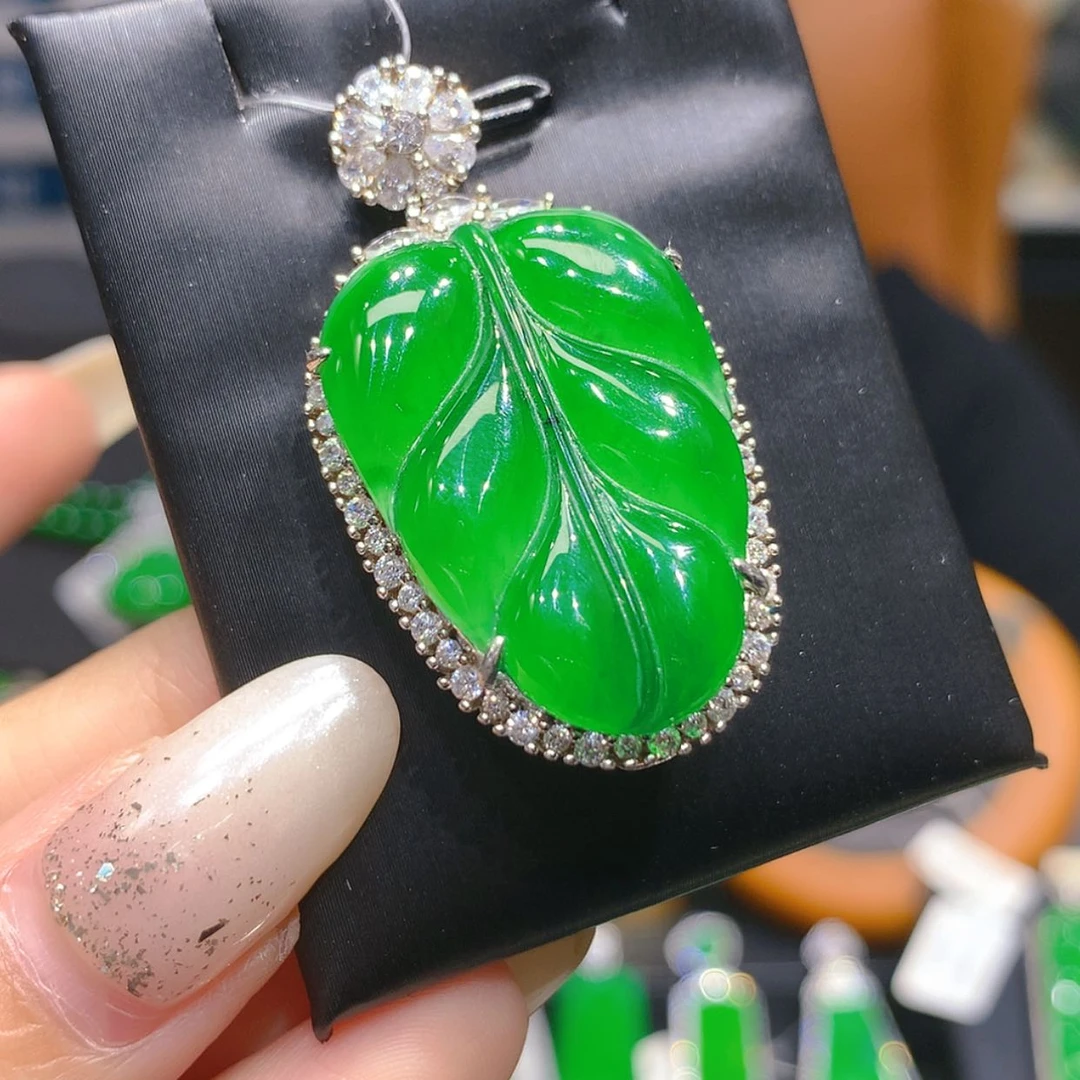 【闪购商品】颈饰银S925镶嵌翡翠5柒姐