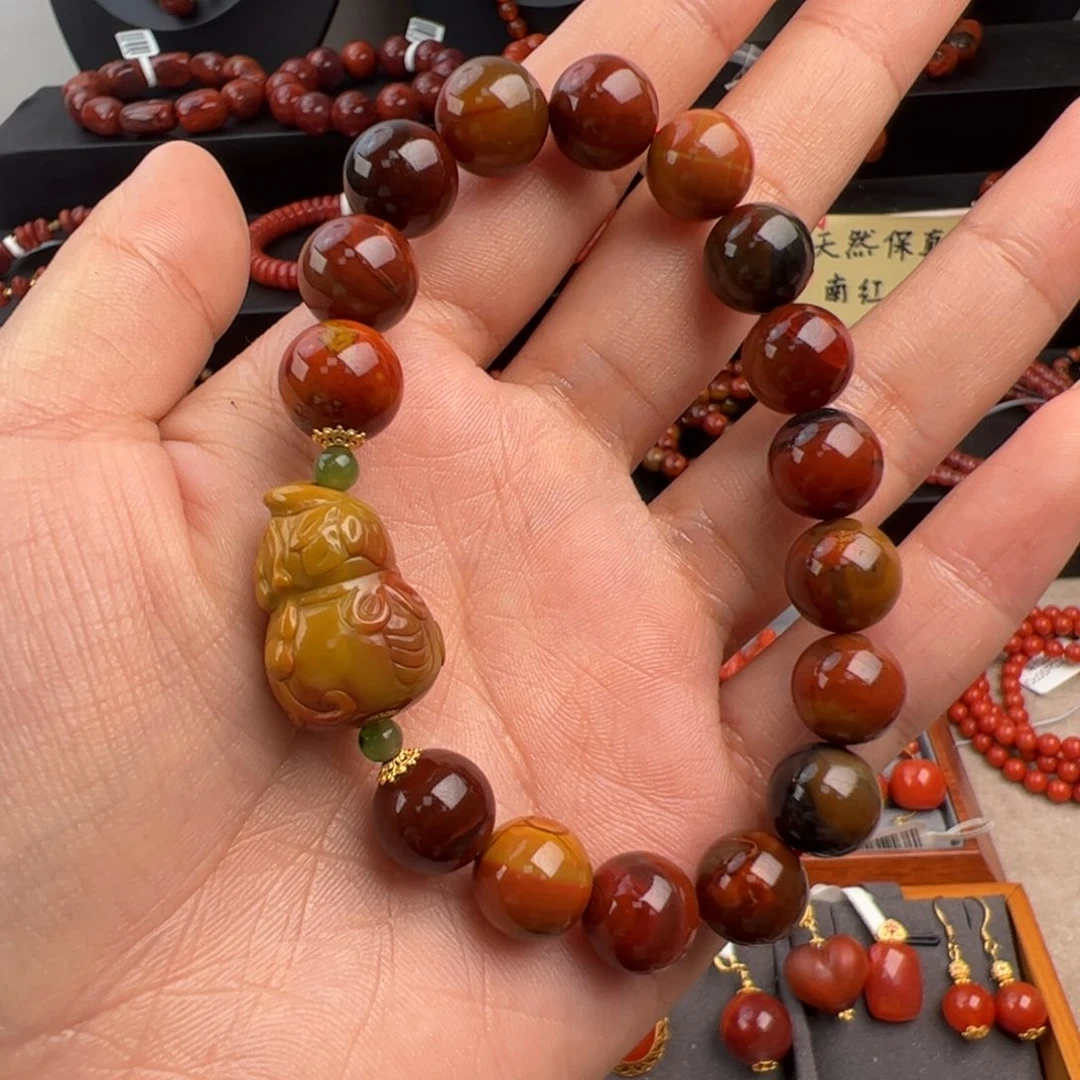 南红玛瑙18K金镶嵌（包浆葫芦手串10+）