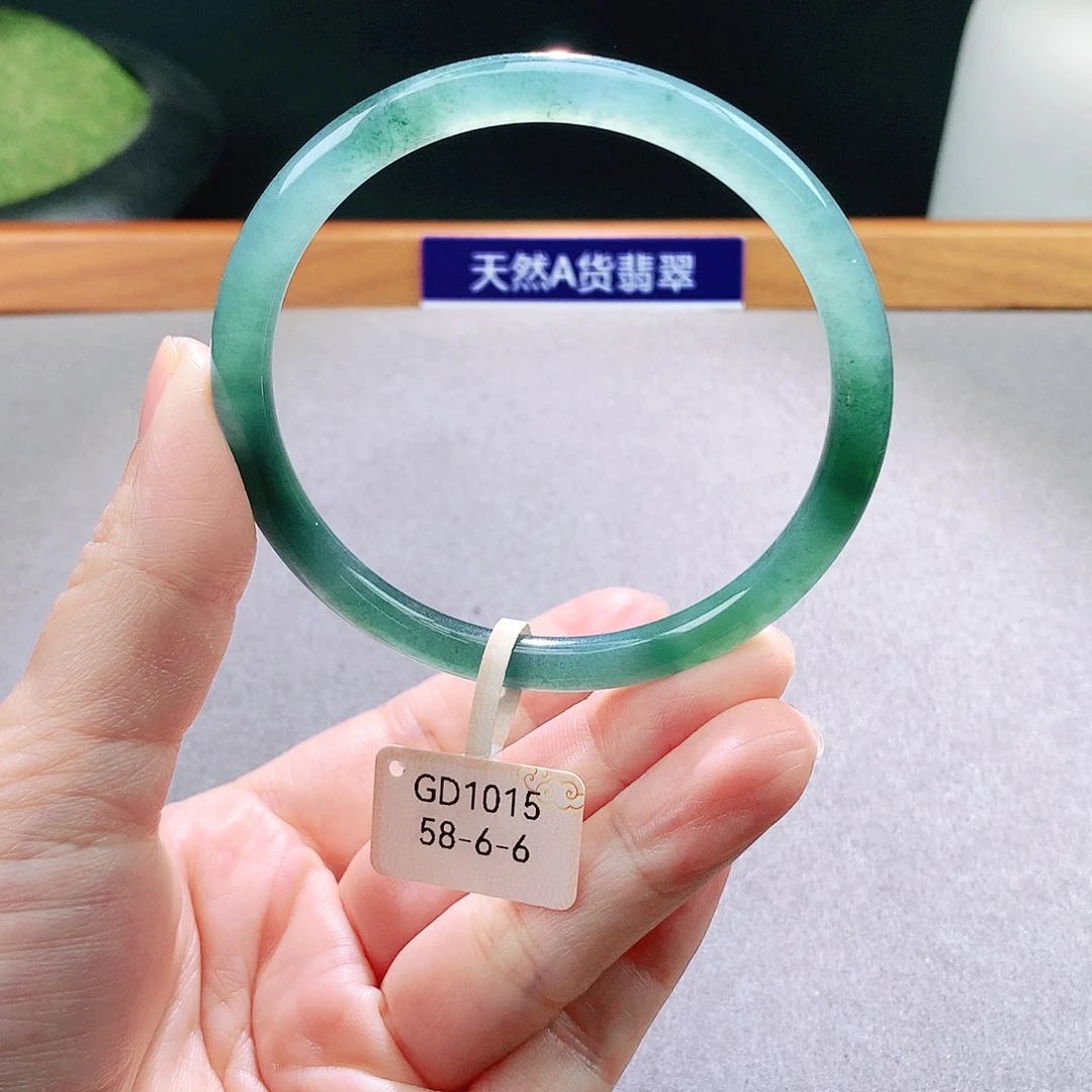 未镶嵌手镯翡翠天然翡翠手镯a货