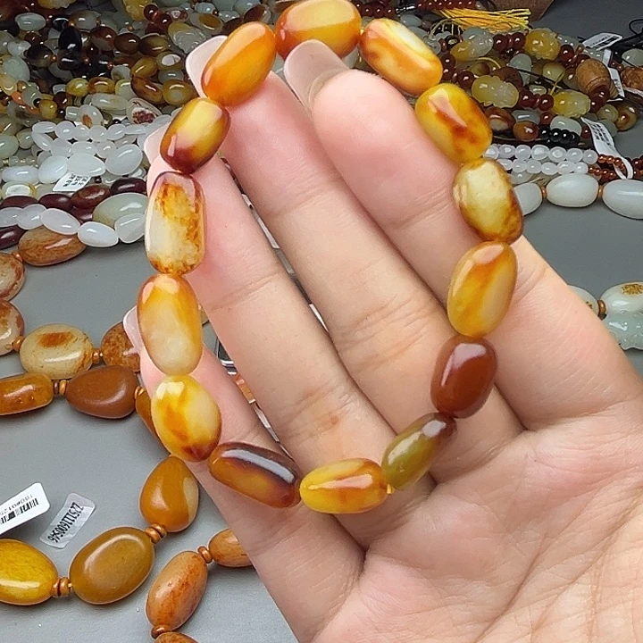 和田玉（糖玉）未镶嵌手链