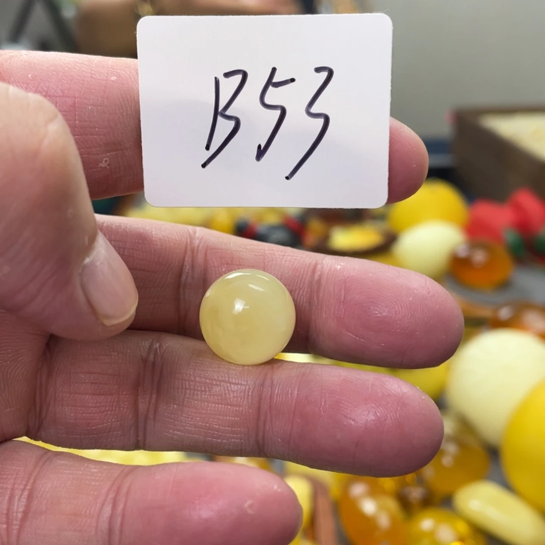 手链琥珀未镶嵌多样性发，发其中一件