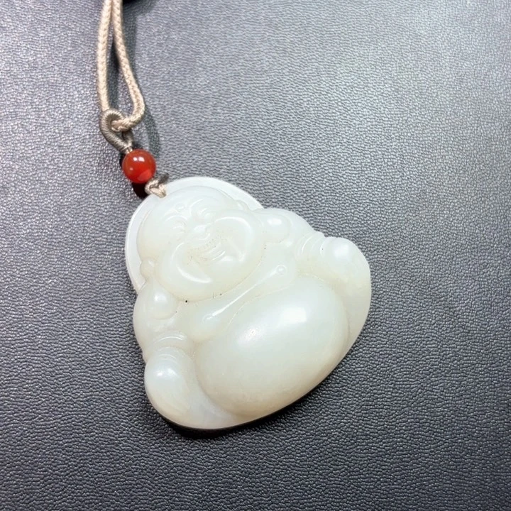 如***一和田玉未镶嵌挂件