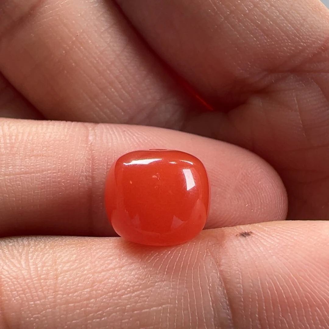南红玛瑙老型10.2*8.8未镶嵌还**久