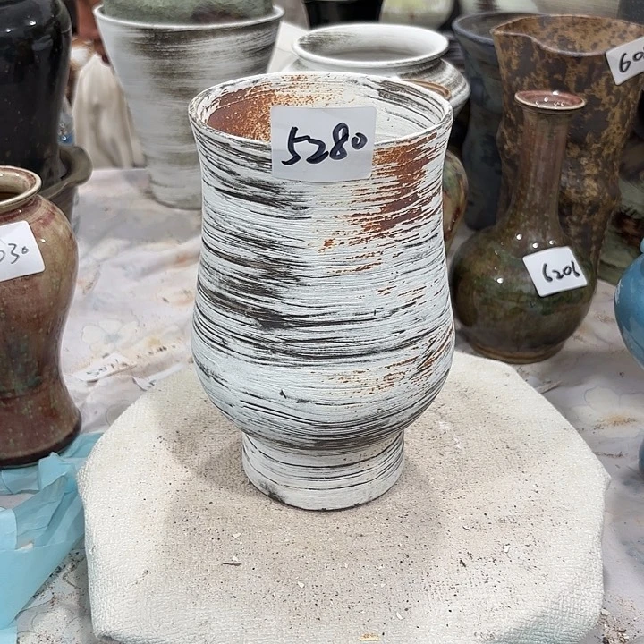 摆件高19，口9，5280，无孔