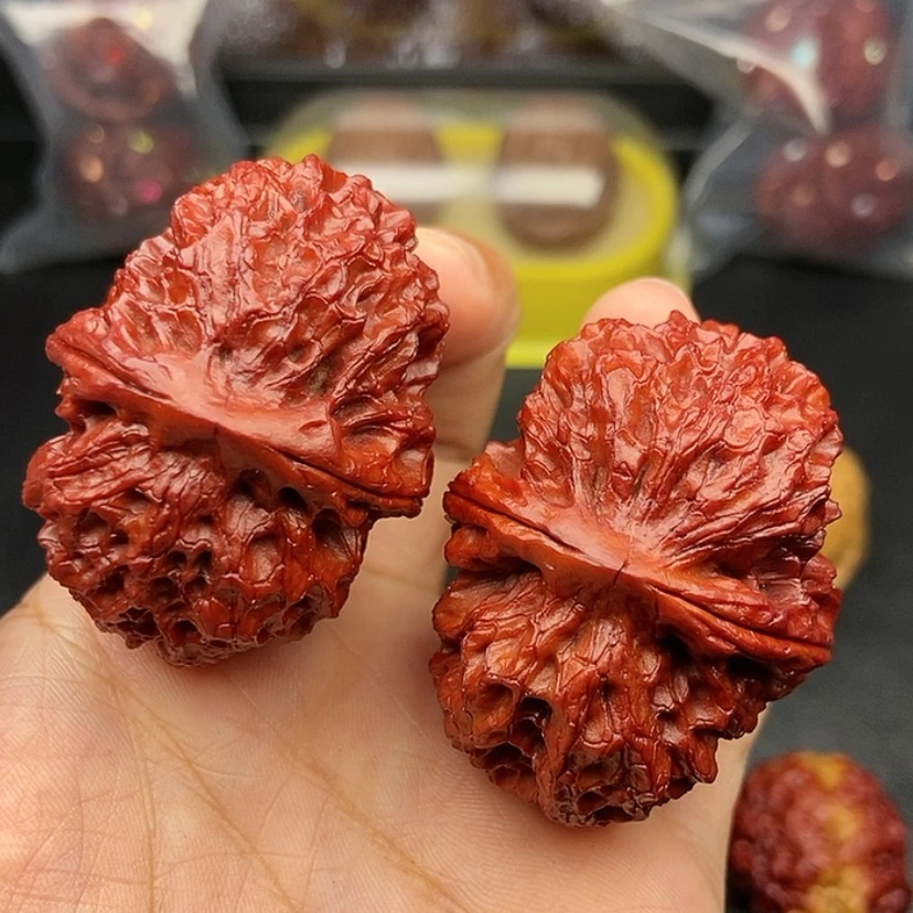 【闪购商品】把件文玩核桃45尺红彩太湖石元宝