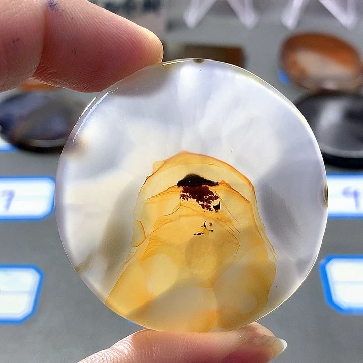 未镶嵌颈饰玛瑙/玉髓