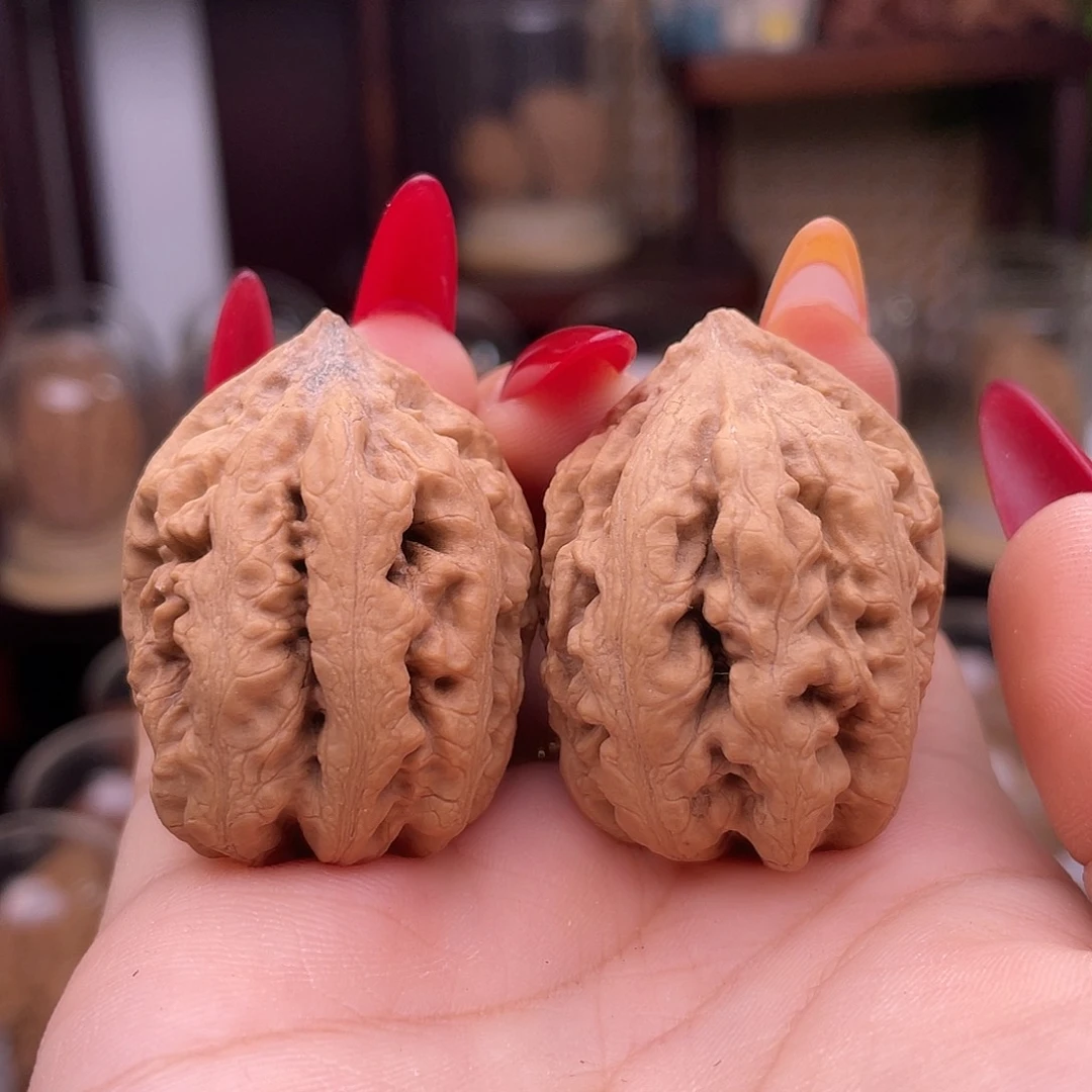 文玩核桃吊坠粗筋方墩