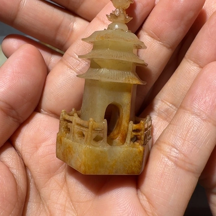 盘***盘颈饰未镶嵌和田玉