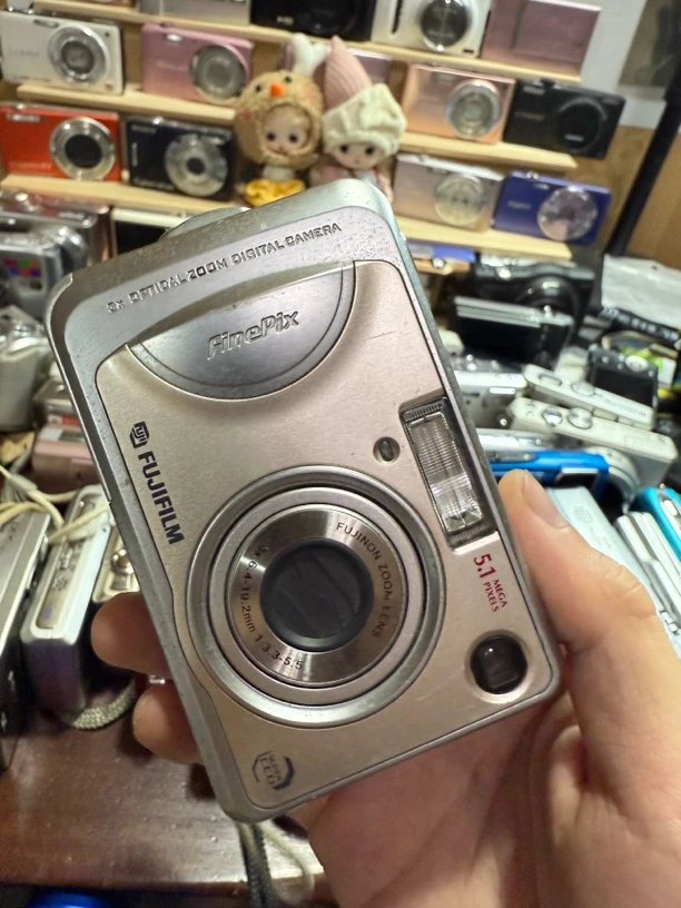 9新 Fujifilm/富士 富士A510 510w像素 3倍光学变焦
