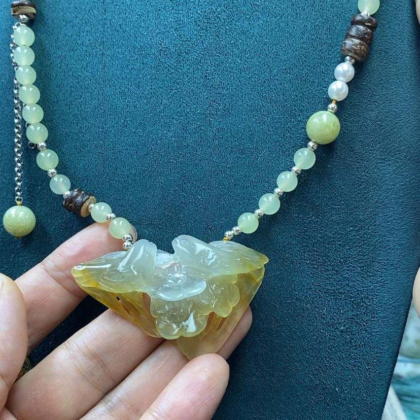 【闪购商品】蛇纹石玉未镶嵌吊坠