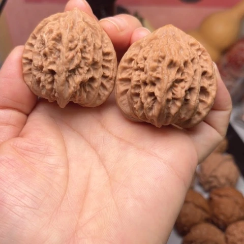 吊坠文玩核桃盘龙虎头