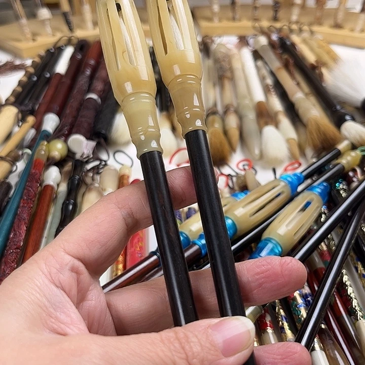 黑檀带帽狼羊兼毫2支出锋3.8左右