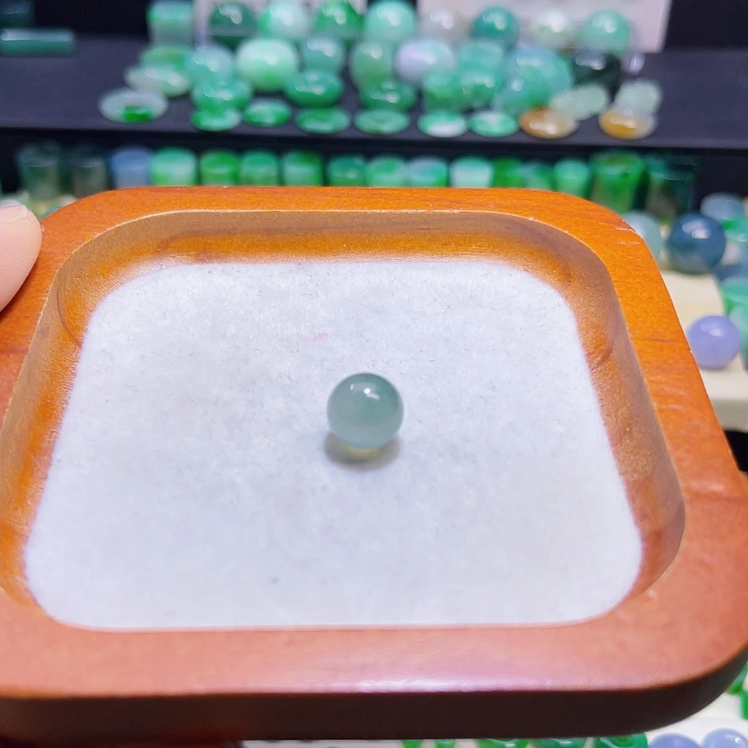 翡翠散珠卡10.4圆珠天然缅甸翡翠