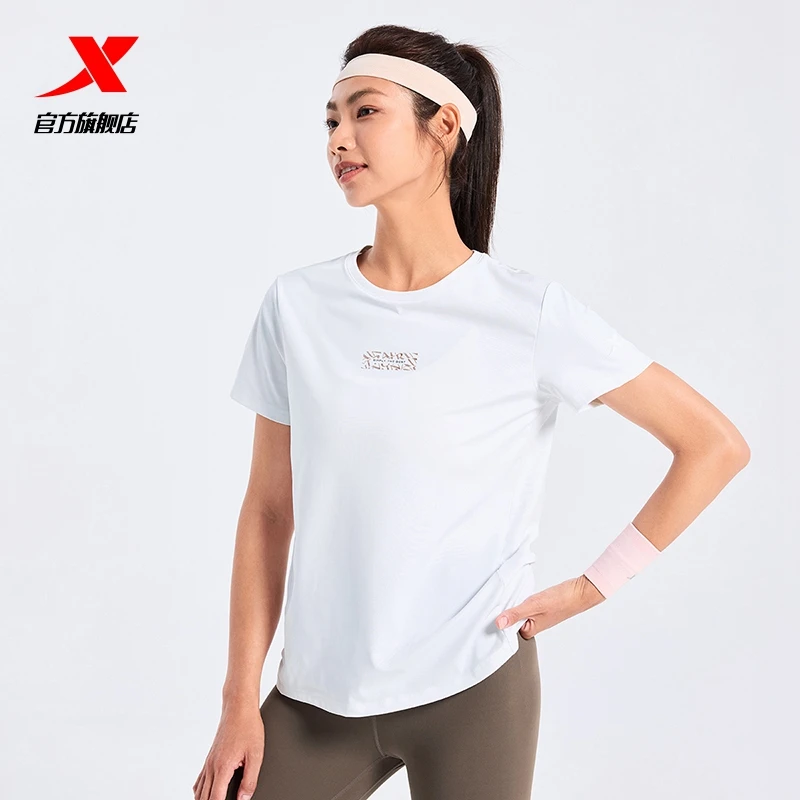 特步运动短袖欧若风针织衫女款秋季新款舒适休闲户外百搭透气上衣