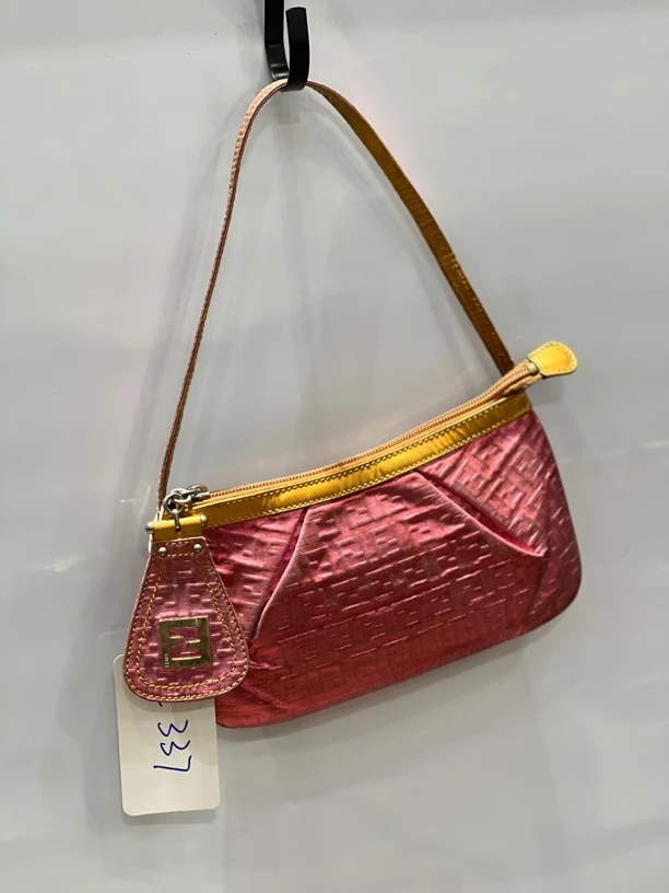 95新 FENDI/芬迪 夏七中古/fendi老花单肩包c337