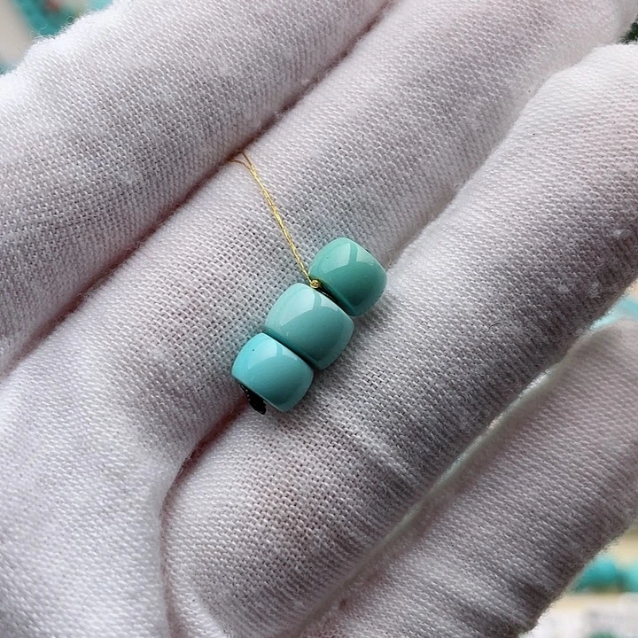 绿松石配饰未镶嵌