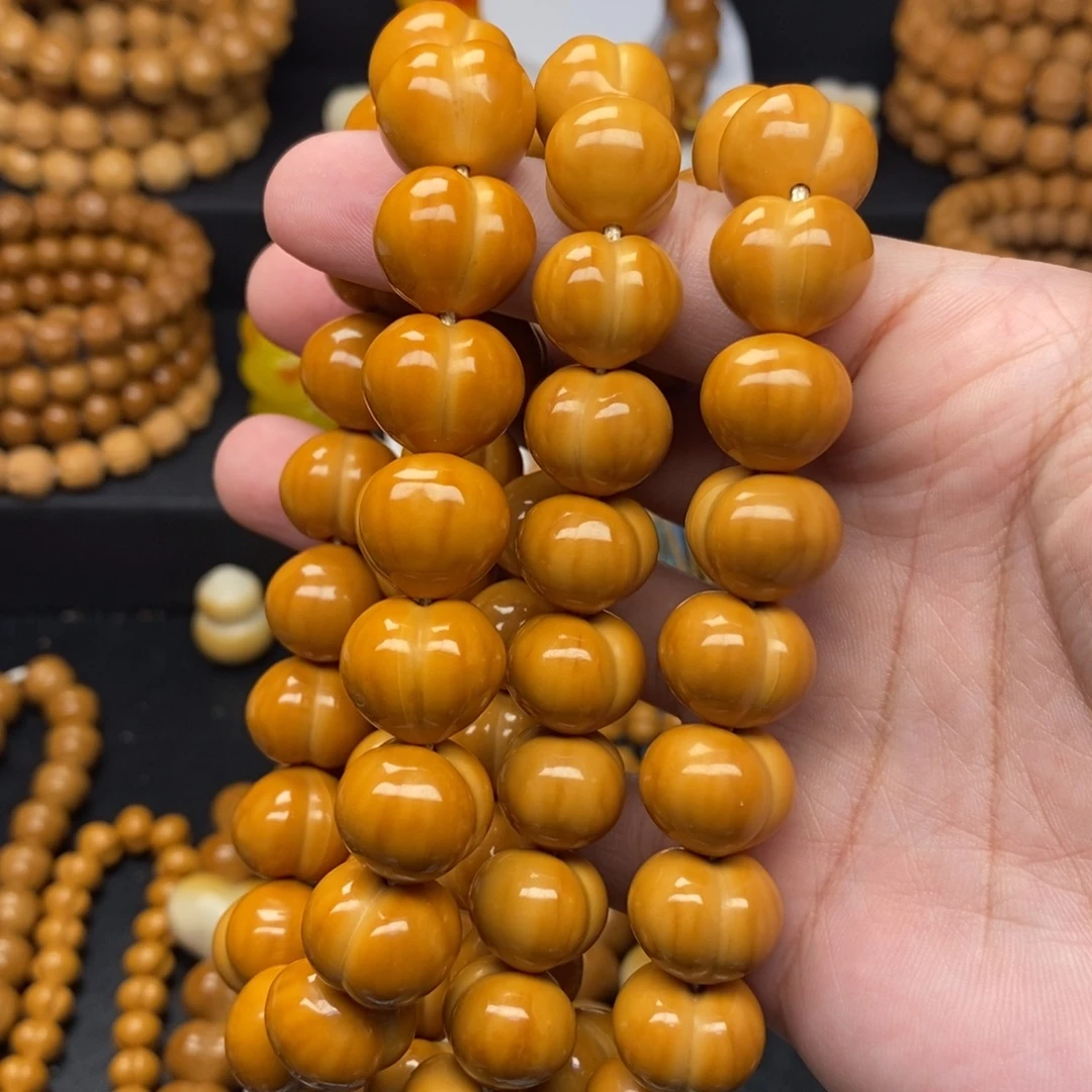 吊坠猴头核桃猴头核桃微微瑕屁桃