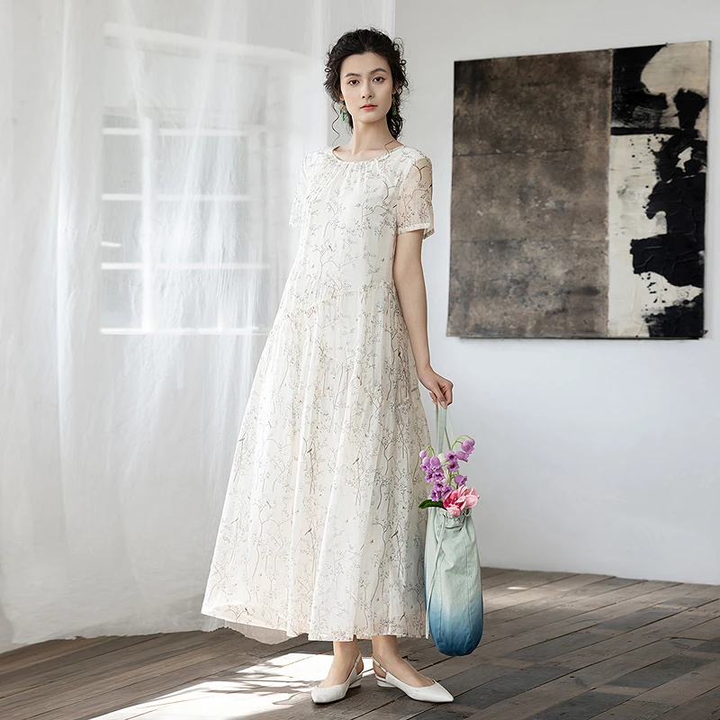 生活在左2025春夏季新品印花优雅宽松显瘦连衣裙女1951205
