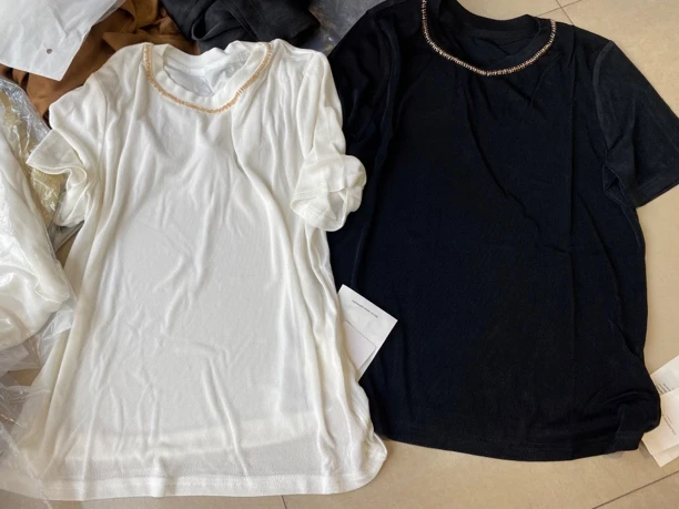 欧货简单款时尚百搭款t