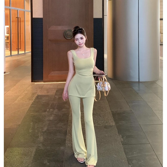 巨显身材套装纯欲开叉修身u领吊带背心女夏季微喇叭休闲裤两件套