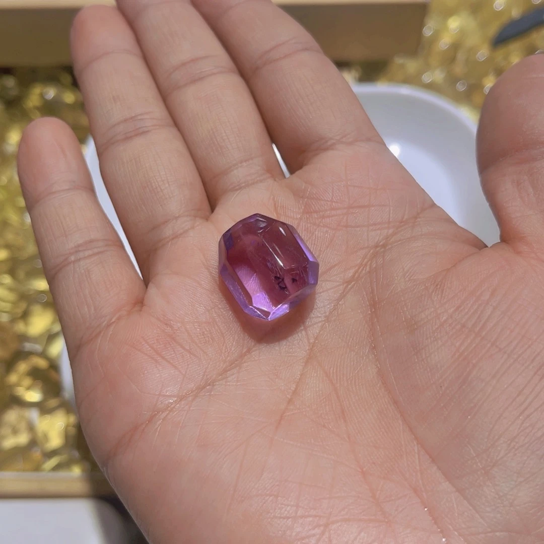 水晶紫水晶刻面未镶嵌昕**芃