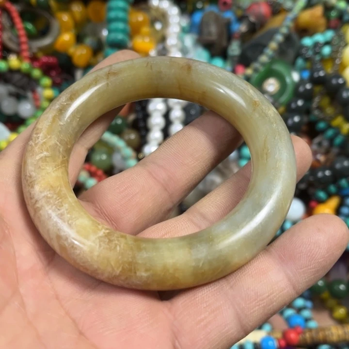 未镶嵌和田玉（糖玉）挂件