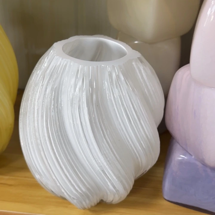 好看的花瓶赶紧搂