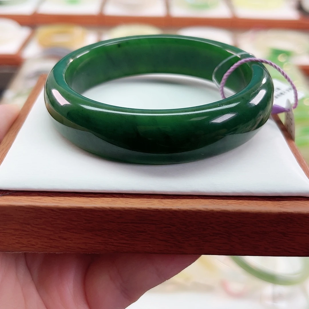 和田玉未镶嵌手镯碧玉宽胎