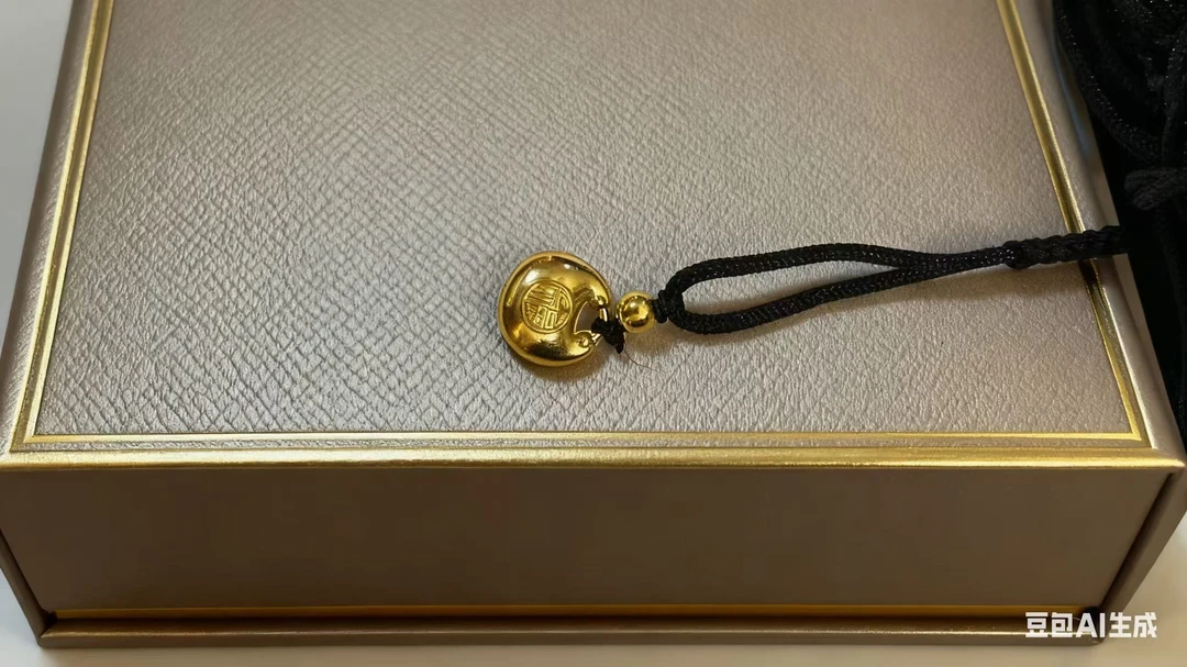 C007-国际欧标典藏吊坠带礼盒