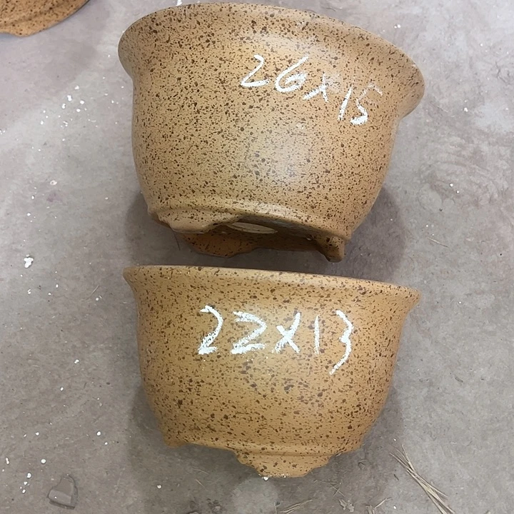 红陶紫砂工艺厂……紫砂工艺厂